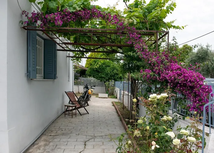 Met & Kas Corner Spacious House With Countryard Apartamento