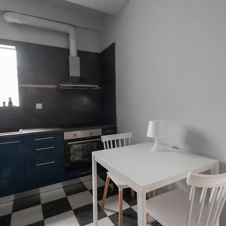 Met & Kas Corner Spacious House With Countryard Apartment Volos